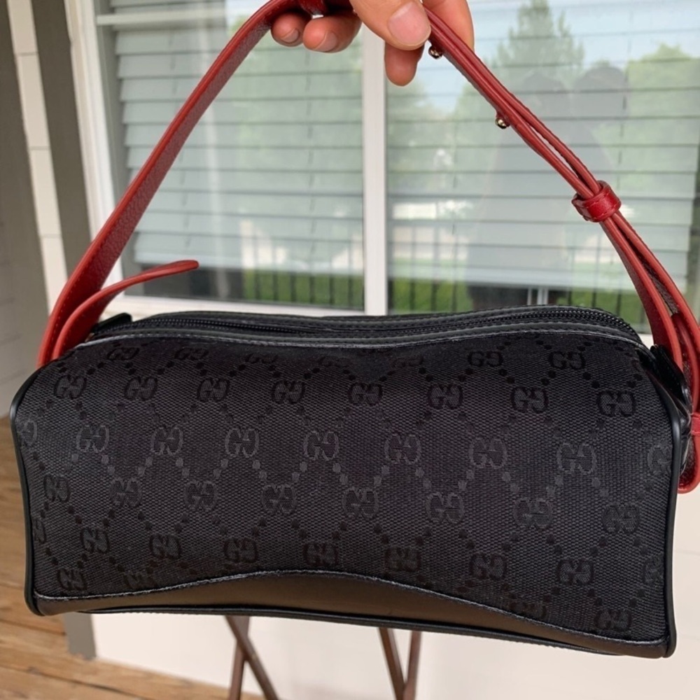 NEW Gucci GG MicroGuccissima canvas-leather box pouch with strap / handbag $978 - Picture 9 of 10